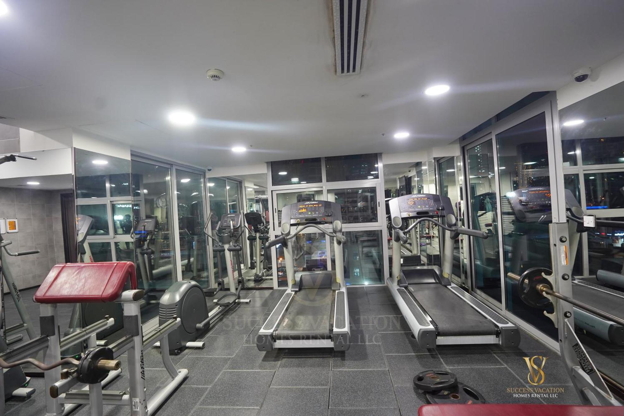 Success Luxury Apartment - 5 Min Away Marina Corniche - Free Housekeeping Provided Everyday-24-7 Staff Available For Services Dubai Exterior photo